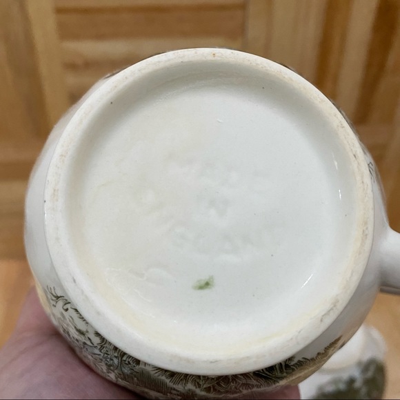 Vintage Johnson Bros The Friendly Village Sugar Bowl (No Lid) & Creamer Set - Picture 13 of 14